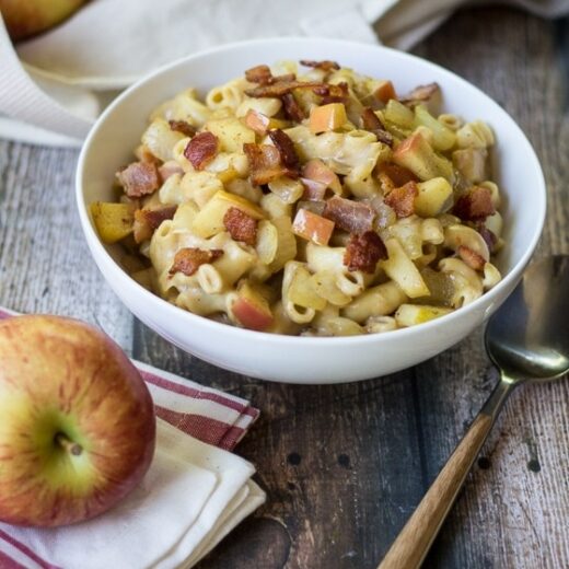 Apple Bacon Mac and Cheese Recipe The Wanderlust Kitchen