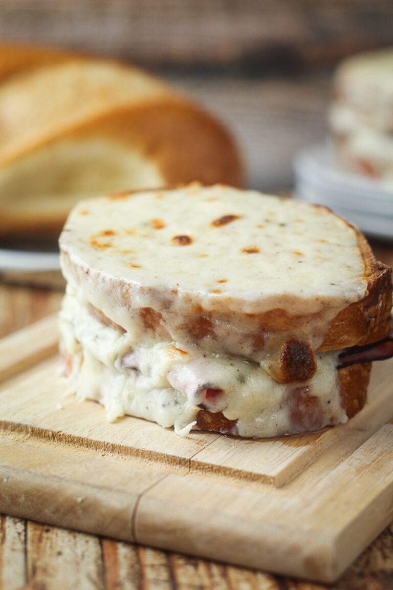 Croque Monsieur (Toasted Ham and Cheese Sandwich) - The Wanderlust Kitchen