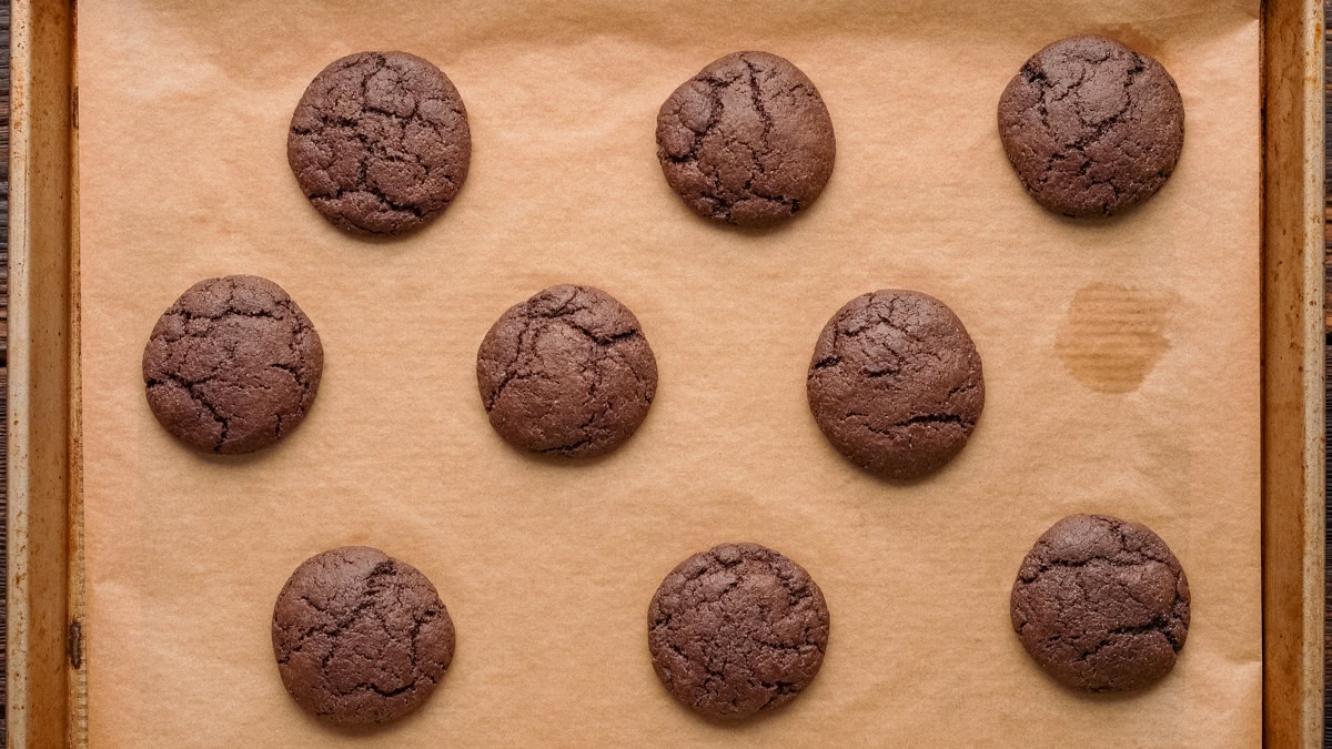 Sheet cake cookies after they have baked in the oven.