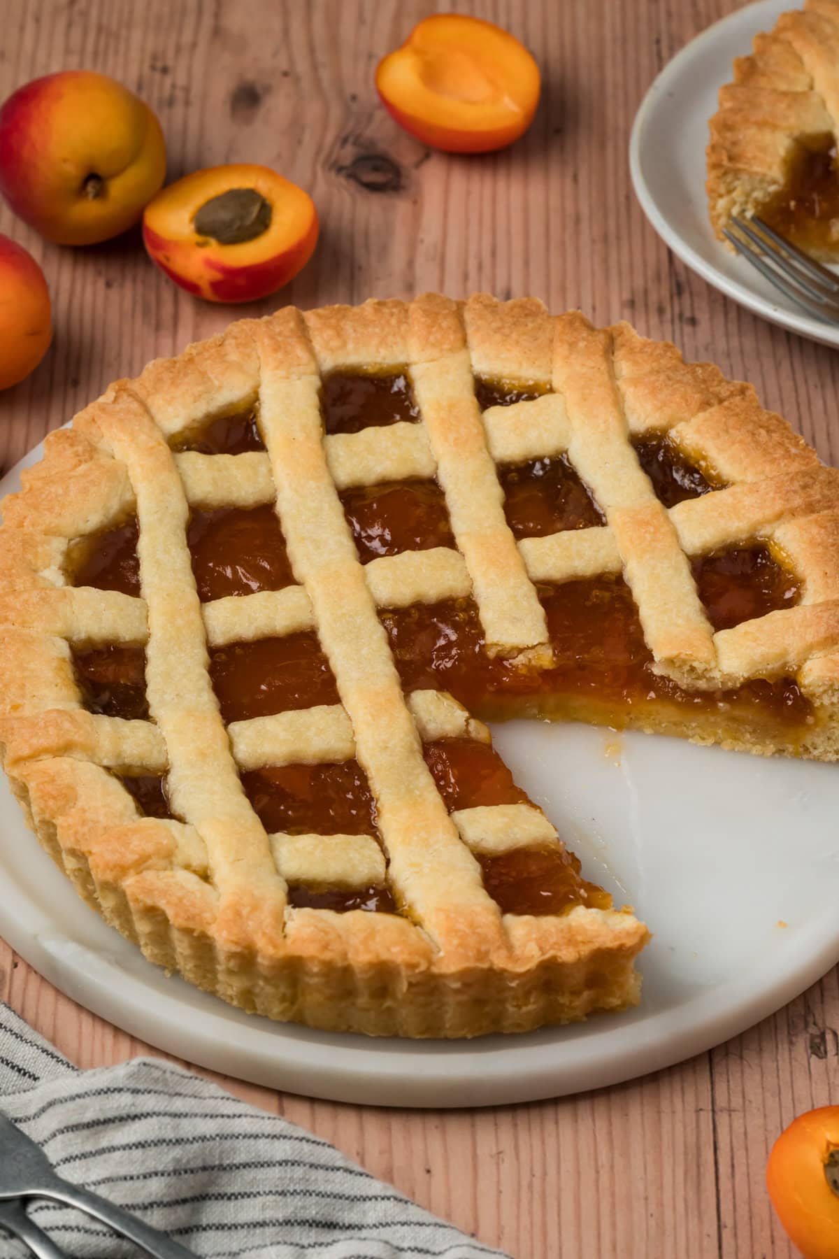 Crostata with a slice missing.